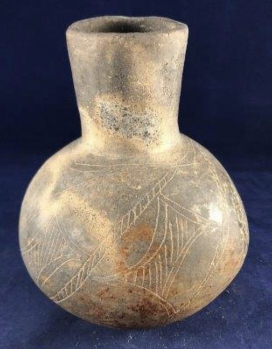 BEAUTIFUL ENGRAVED CADDO WATER BOTTLE