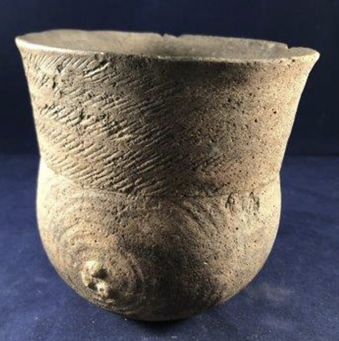 BEAUTIFUL CADDO COWHIDE STAMPED JAR