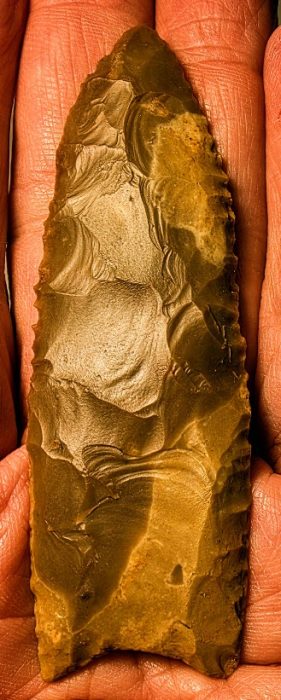 Extremely FIne, Two-Tone Clovis Point - Missouri - Rogers COA